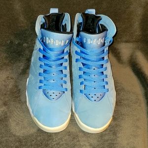 Air Jordan Pantone 7